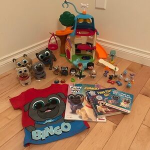 Disney Colorful Puppy Dog Pals Playset with Figures